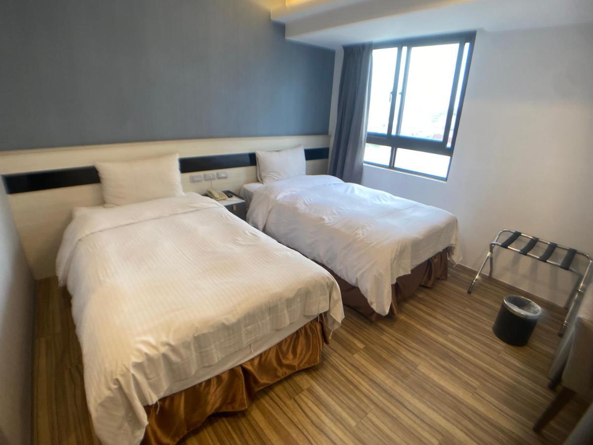 Bonjour Hotel Taichung Luaran gambar
