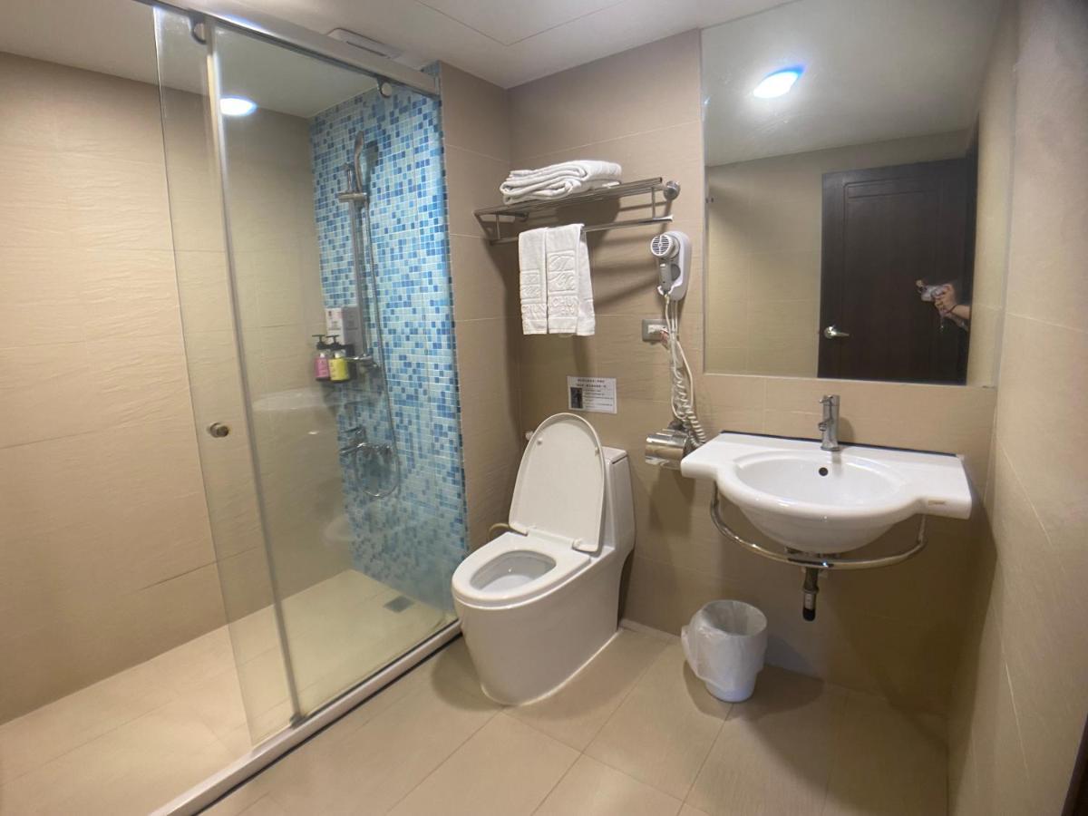 Bonjour Hotel Taichung Luaran gambar